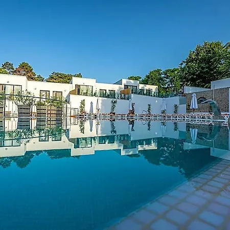 Mera Hotel 4*