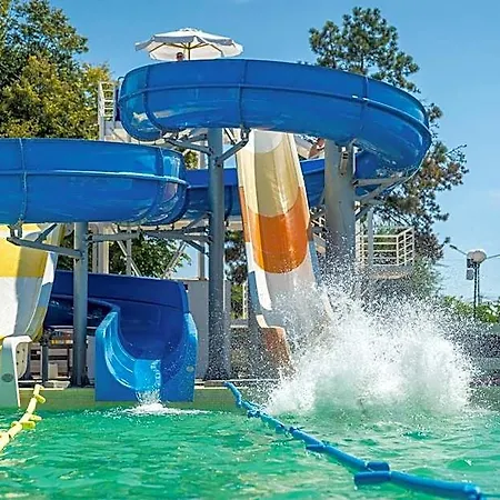 Hotel Mera 4*