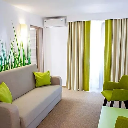 Mera Hotel